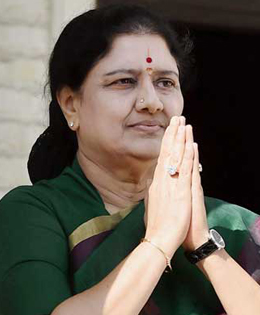 சசிகலாவை வெளுத்து வாங்கிய பிரபல நடிகை?..